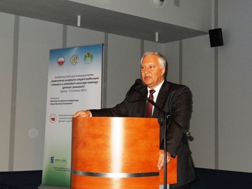 200 samorządowc&oacute;w ze Związku Miast Polskich debatowało w Legnicy 